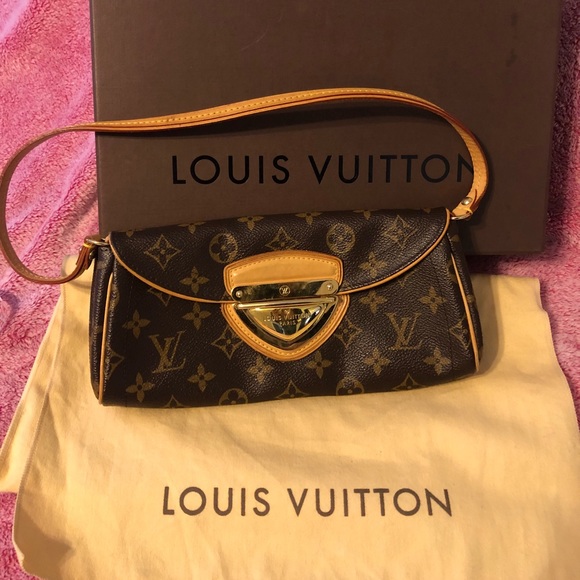 Sold *LV Beverly Clutch! - Picture 2 of 8